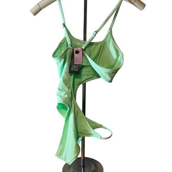 Wild Fable Women's Light Green Cut Out One Piece Swimsuit - Size XXS - NWT - Picture 7 of 8